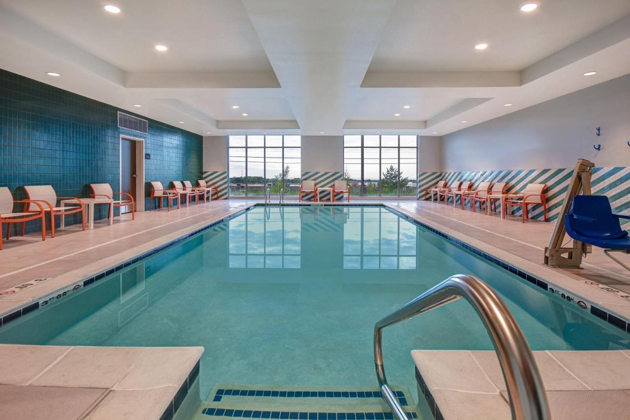 Holiday Inn - Erie By Ihg Екстер'єр фото