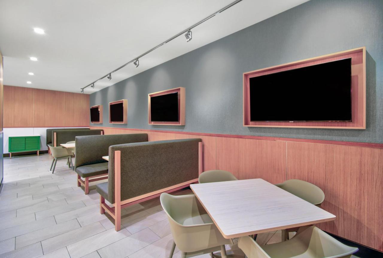 Holiday Inn - Erie By Ihg Екстер'єр фото
