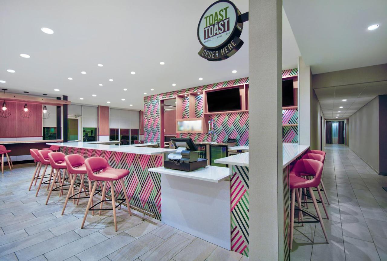 Holiday Inn - Erie By Ihg Екстер'єр фото