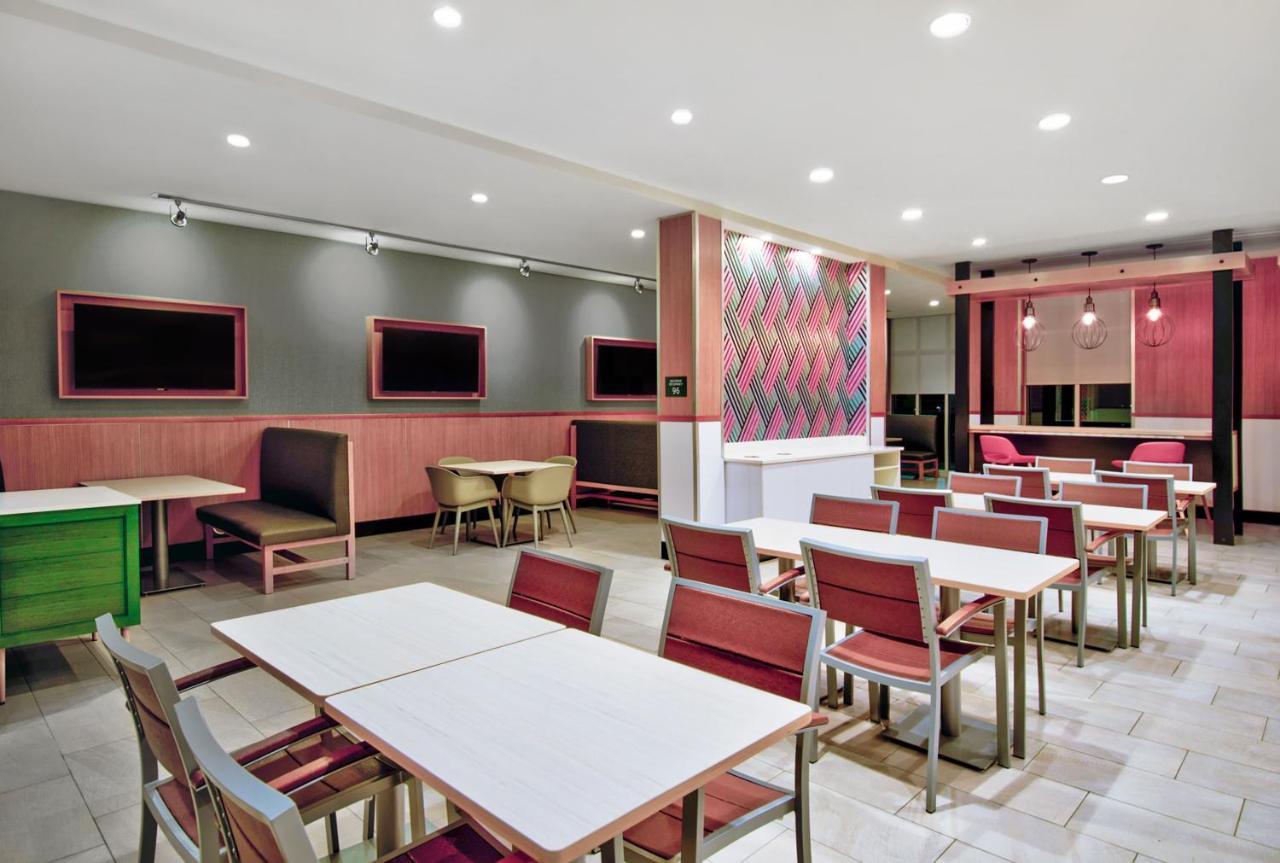 Holiday Inn - Erie By Ihg Екстер'єр фото